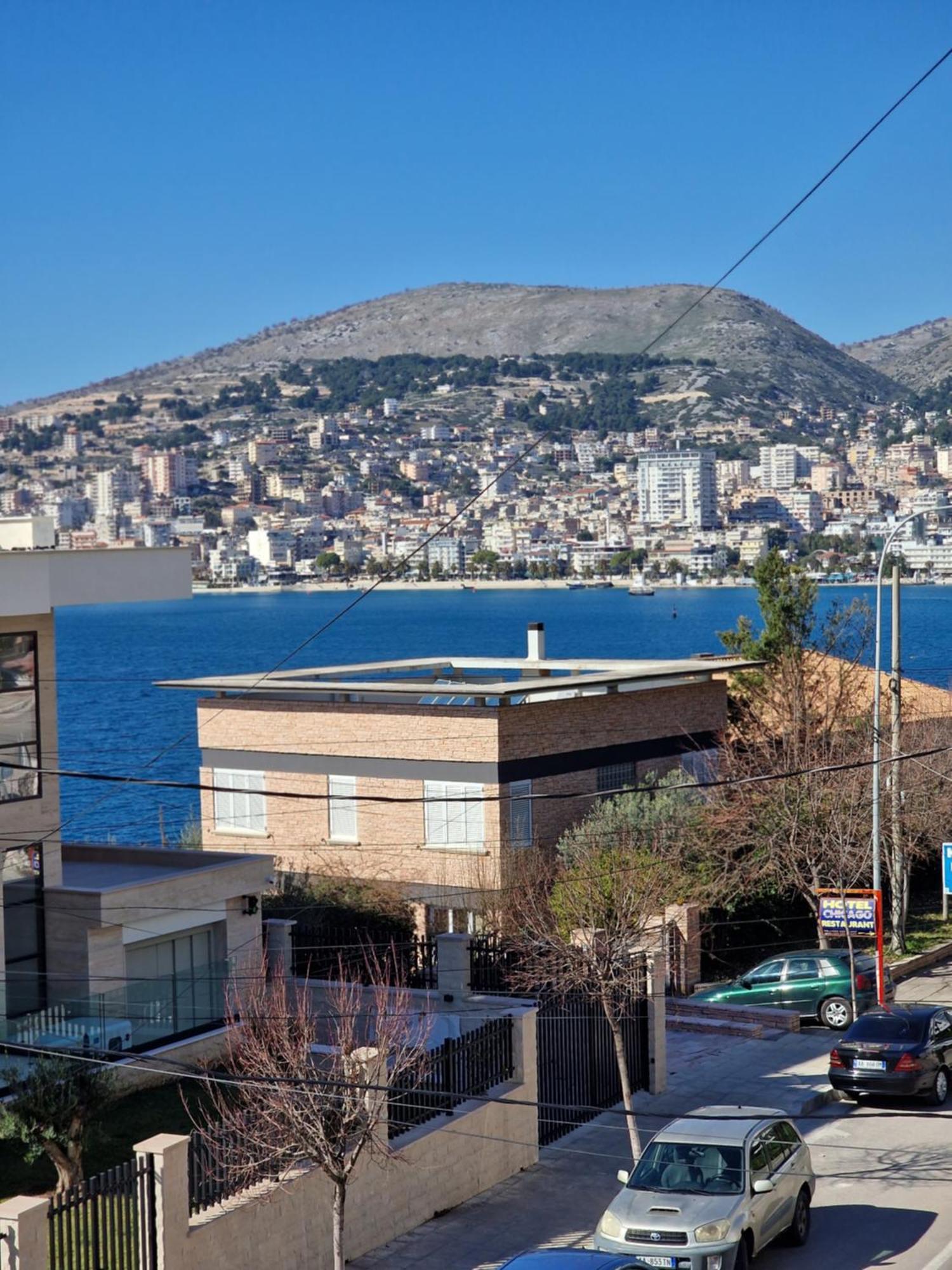 Beachfront Apartment Sarande Ngoại thất bức ảnh
