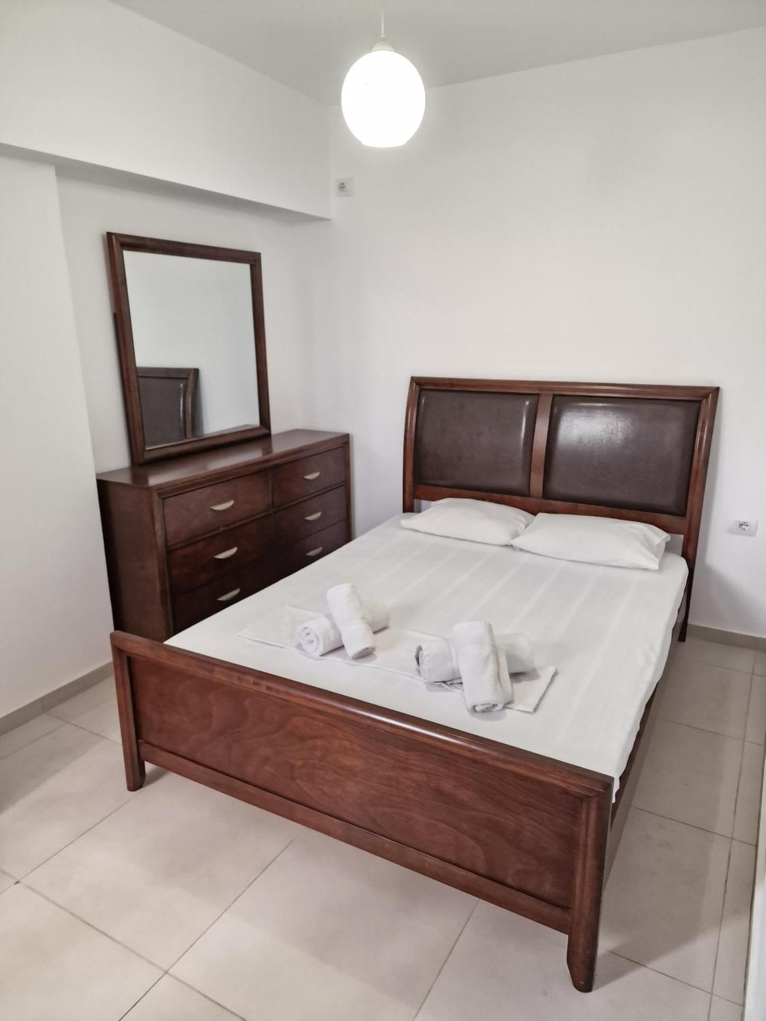 Beachfront Apartment Sarande Ngoại thất bức ảnh