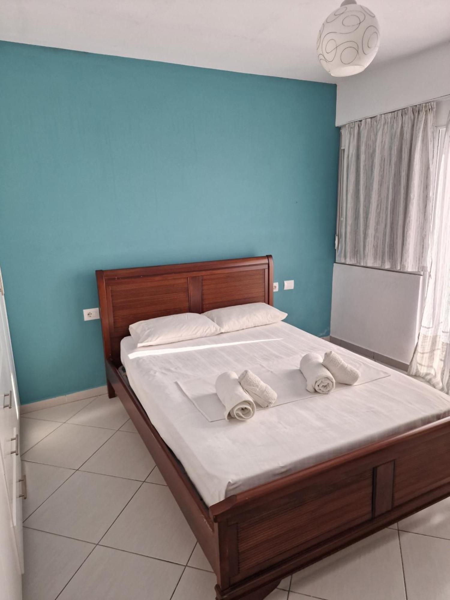 Beachfront Apartment Sarande Ngoại thất bức ảnh