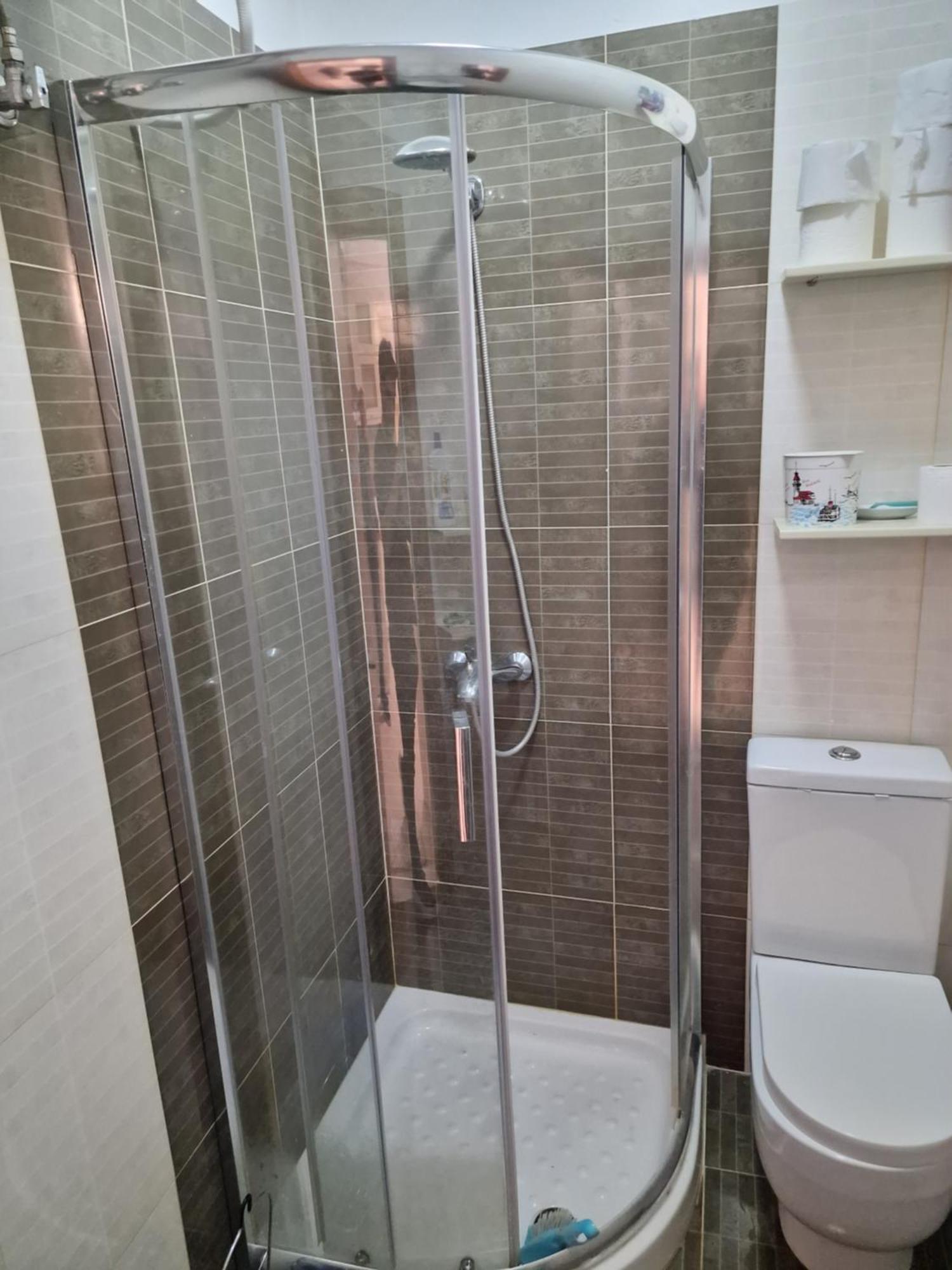 Beachfront Apartment Sarande Ngoại thất bức ảnh